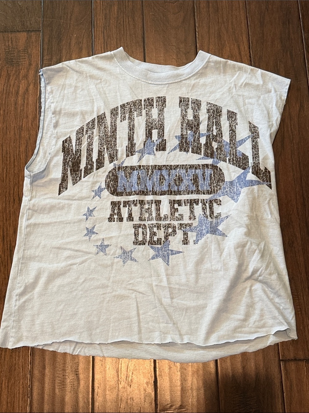 Men’s Graphic Muscle Tee vintage wash sky blue with Brown & Blue Print (size L)